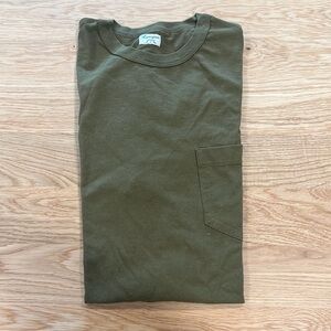 Homespun Knitware large olive green t-shirt